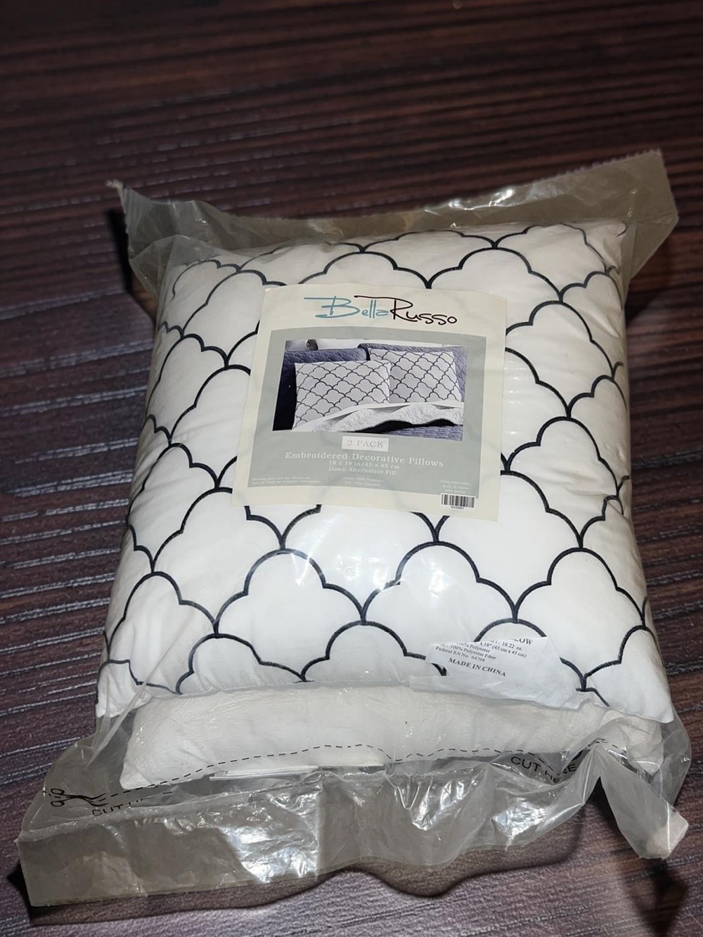 BELLA RUSSO White & Navy Cloud Embroidered Decorative Pillows 18 x 18 Set of 2